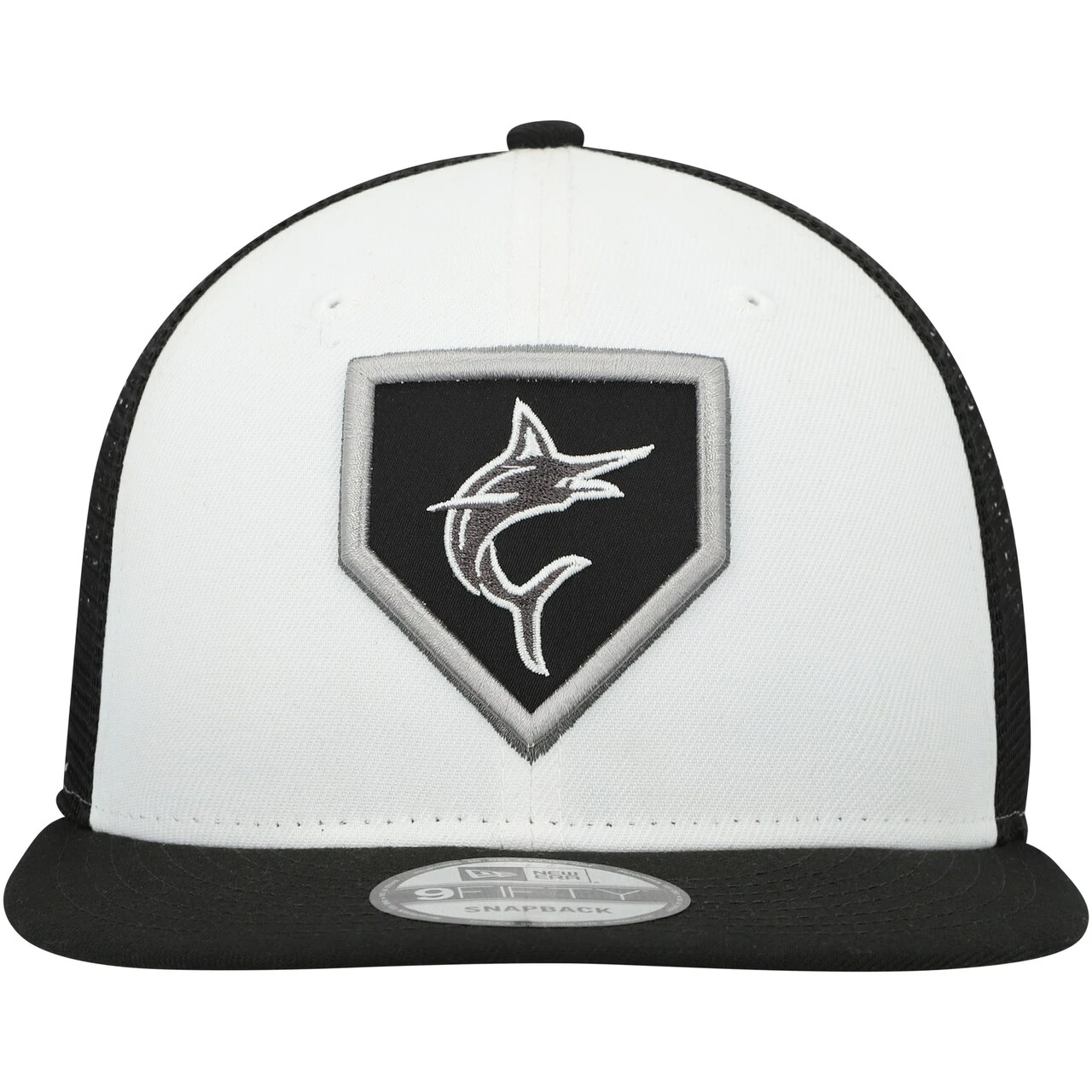 Men's Miami Marlins New Era White/Black 2022 Clubhouse Trucker 9FIFTY Snapback Hat - Image 2