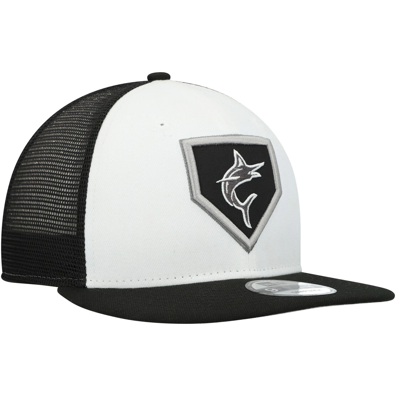 Men's Miami Marlins New Era White/Black 2022 Clubhouse Trucker 9FIFTY Snapback Hat - Image 3