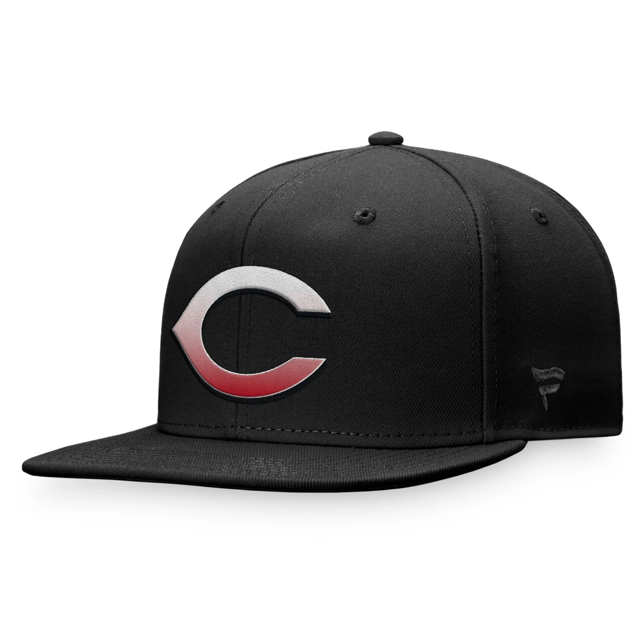 Men's Cincinnati Reds Majestic Black Color Fade Snapback Hat