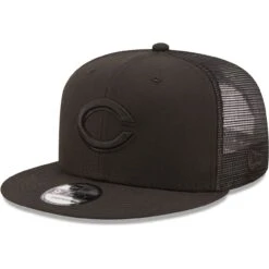 Men's Cincinnati Reds New Era Blackout Trucker 9FIFTY Snapback Hat
