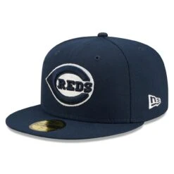 Men's Cincinnati Reds New Era Navy Cooperstown Collection Oceanside Green Undervisor 59FIFTY Fitted Hat