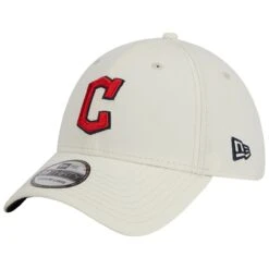Men's Cleveland Guardians New Era White Chrome Team Classic 39THIRTY Flex Hat
